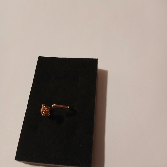 Rose Gold "Rose" Toe Ring - Picture 2 of 3